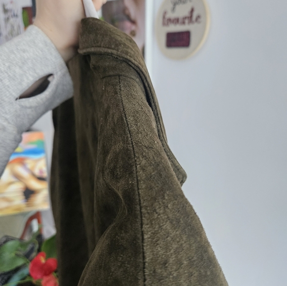 Vintage Suede Olive Green Danier Leather Coat - Picture 8 of 8